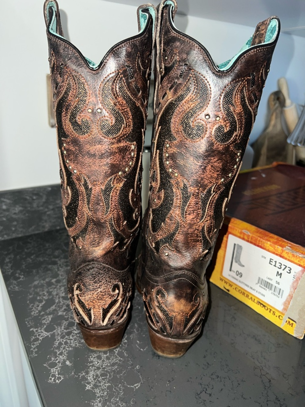 Corral Women's Brown Embroidered Western Boots - Picture 6 of 6